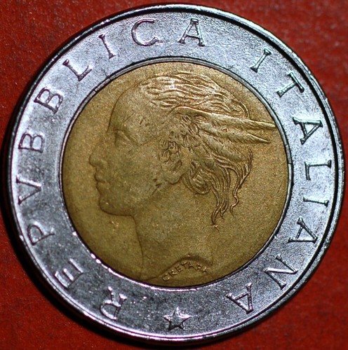 Italy 500 lire 1996 - 500,