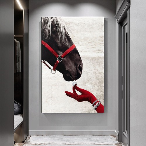 Cavalli astratti dipinti - , a
