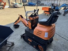 Escavatore Airmec con motore a