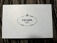 Prada Milano AUTENTICA scatola