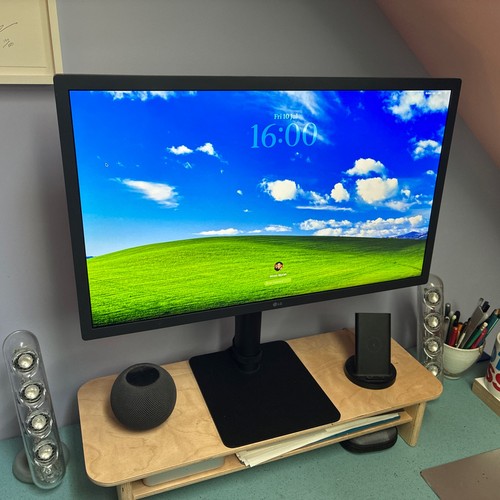 Display ultrafine 7 per - lg, 23.7