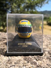 Casco in miniatura Airton Senna con teca in plastica collezione vintage