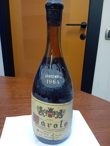Antica bottiglia vino rosso - vino,