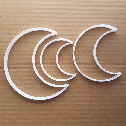 Tagliabiscotti forma luna - di,