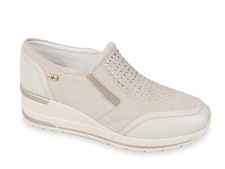 Mocassini slip-on  Valleverde 36452 pelle e camoscio beige zeppa 5 cm SCONTO