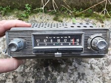 AUTORADIO D' EPOCA A VALVOLE AUTOVOX RA102ANNO 1960 RARISSIMA ONDE CORTE E MEDIE