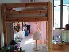 VENDESI LETTO SINGOLO a SOPPALCO CON SCRIVANIA 