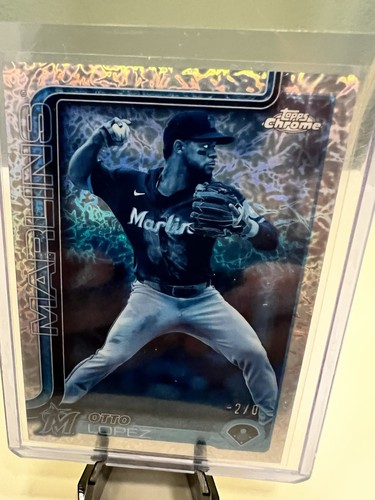 2025 topps chrome otto - -,