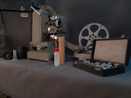 Proiettore cinematografico - proiettore,