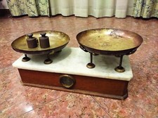 Antica bilancia meccanica