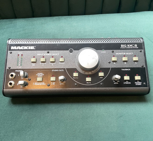 Mackie big knob - mackie, studio