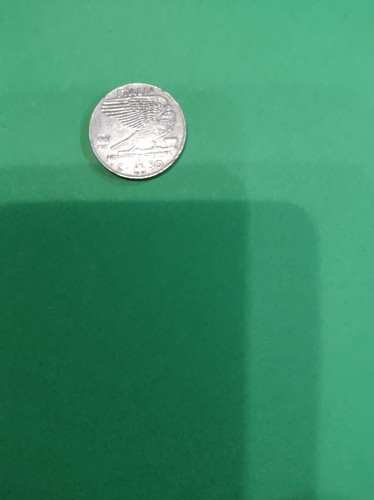 Due monete centesimi - monete, 50