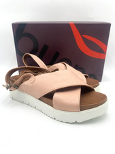 Bueno SADIE Women's NEW