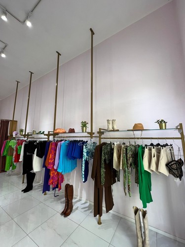 Arredamento negozio completo - negozio,