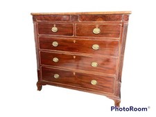 Antico cassettone comò