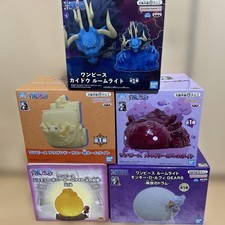 BANPRESTO One Piece Room Light Monkey D Luffy Gear 5 Kaido e nave soleggiata