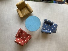 Mobili casa delle bambole