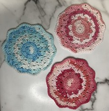 Lotto di 3 sciarpe comò