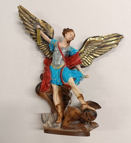 Statua san michele - san,