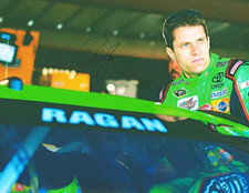 AUTOGRAFO 2015 David Ragan #18