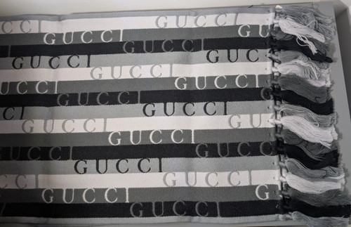 Sciarpa gucci nuova con - sciarpa,