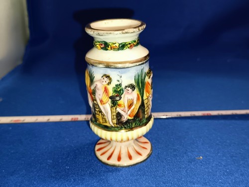 Porcellana capodimonte - capodimonte,