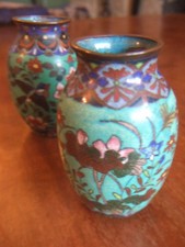 COPPIA DI PICCOLI ANTICHI VASI