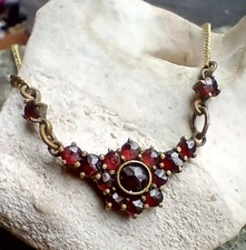 Bellissima piccola collana