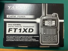 YAESU FT1XD Standard Model Dualband Handy Ricetrasmettitore Digitale...