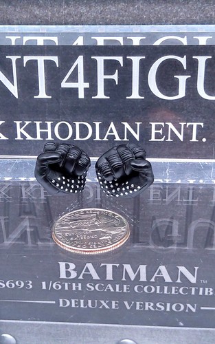 Hot toys mms693 1989 batman - hot,