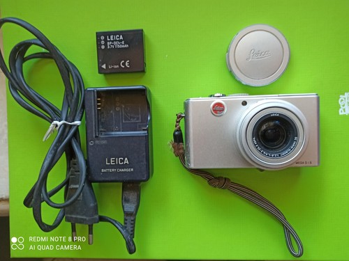 Fotocamera digitale compatta