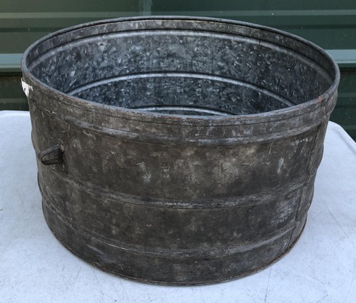 Secchio scopa vaschetta lavabo
