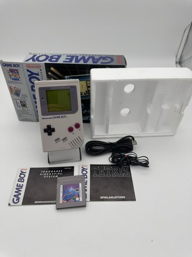 Nintendo game classic - game,