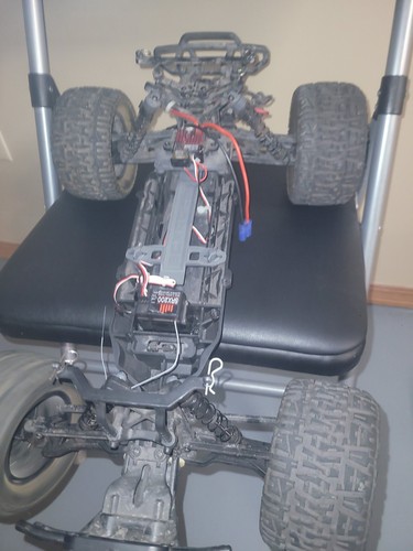 Ruckus monster truck - truck,