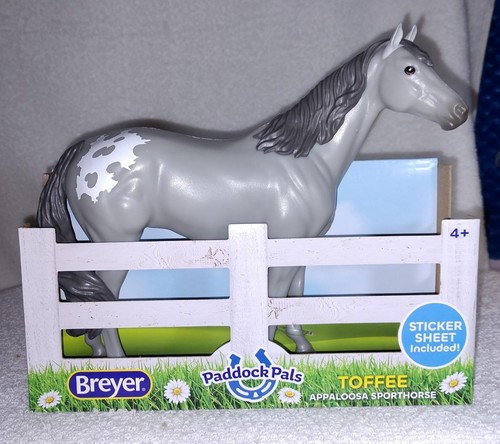 Breyer paddock pals - breyer,