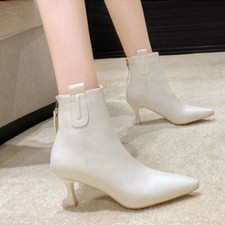 Stivaletti donna a punta in