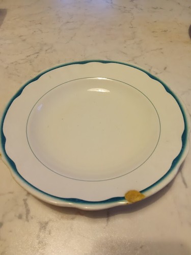 Vecchio piatto fondo ceramica - vecchio,
