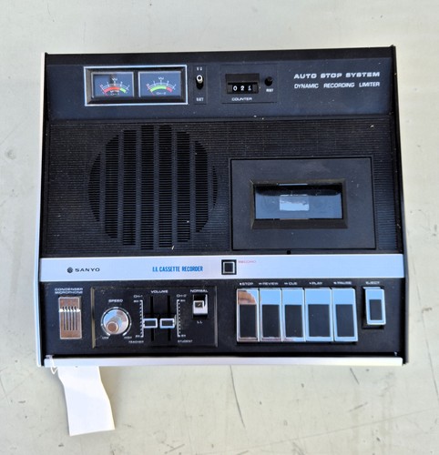 Registratore cassette sanyo - a,