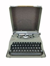 macchina da scrivere vintage