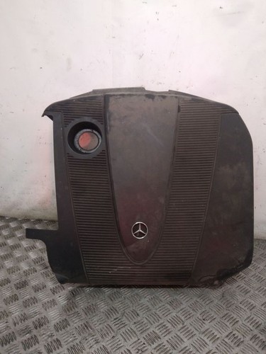 Assetto coprimotore superiore