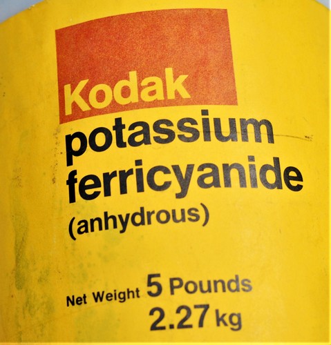 Ferricianuro di potassio - 2, oz.