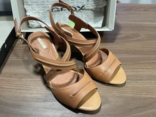 Sandali Geox in pelle cuoio con tacco medio – Ottime condizioni