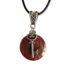 Ciondolo in resina chiave cammeo rosso gioielli donna uomo idea regalo collana