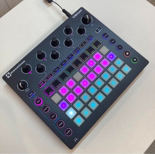Novation circuit groove box - novation,