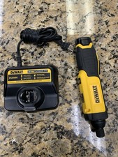 DEWALT DCF682 Avvitatore