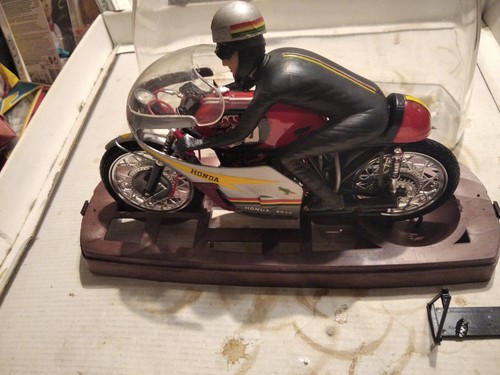 Protar honda grand prix - 1/9-,