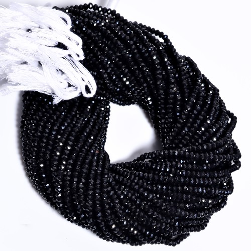 Pietra preziosa spinello nero