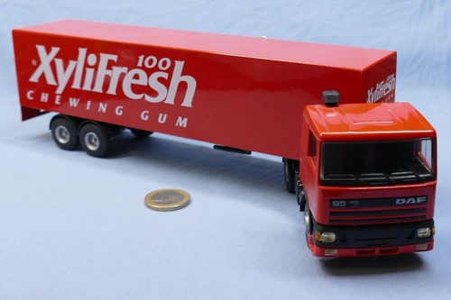 Lion car pays - :, camion