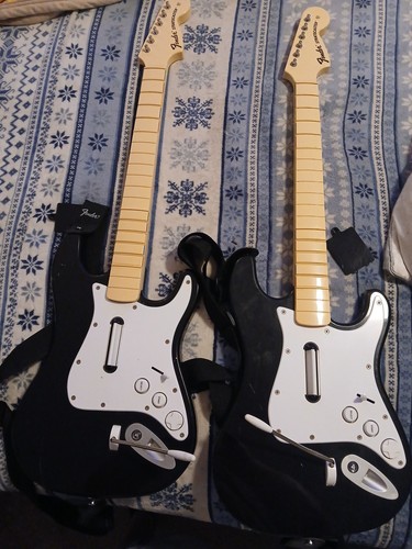 Ps3 rock band fender - 2,