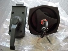 30095.20 GRUPPO SERRATURA PORTA VARIE APPLICAZIONI CAMPER-CARAVAN-NAUTICA